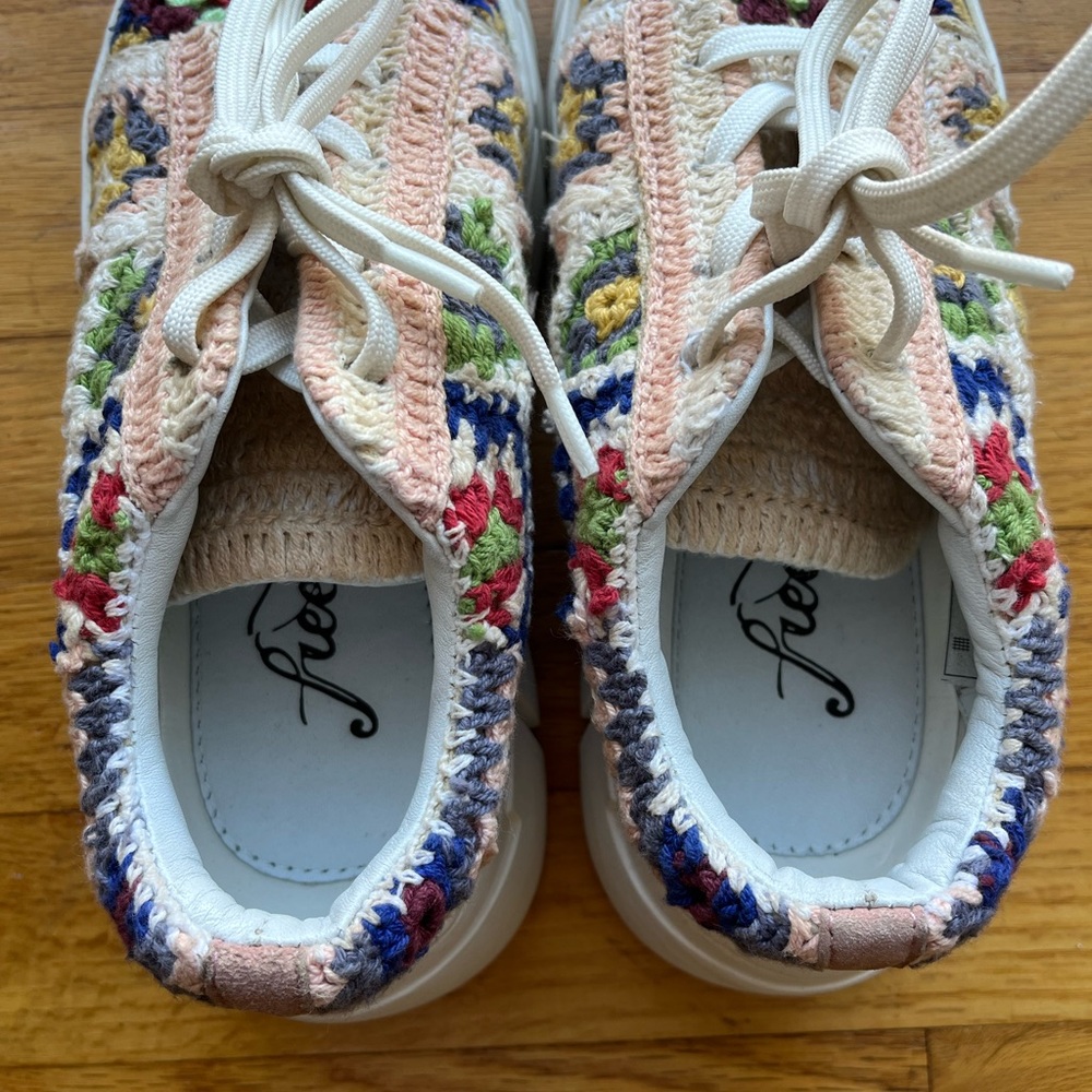 Free People Crochet Sneakers - EU 36 (US 5.5) - Picture 6 of 9
